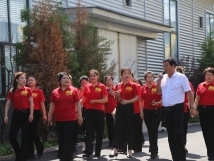 ����100���������˶�